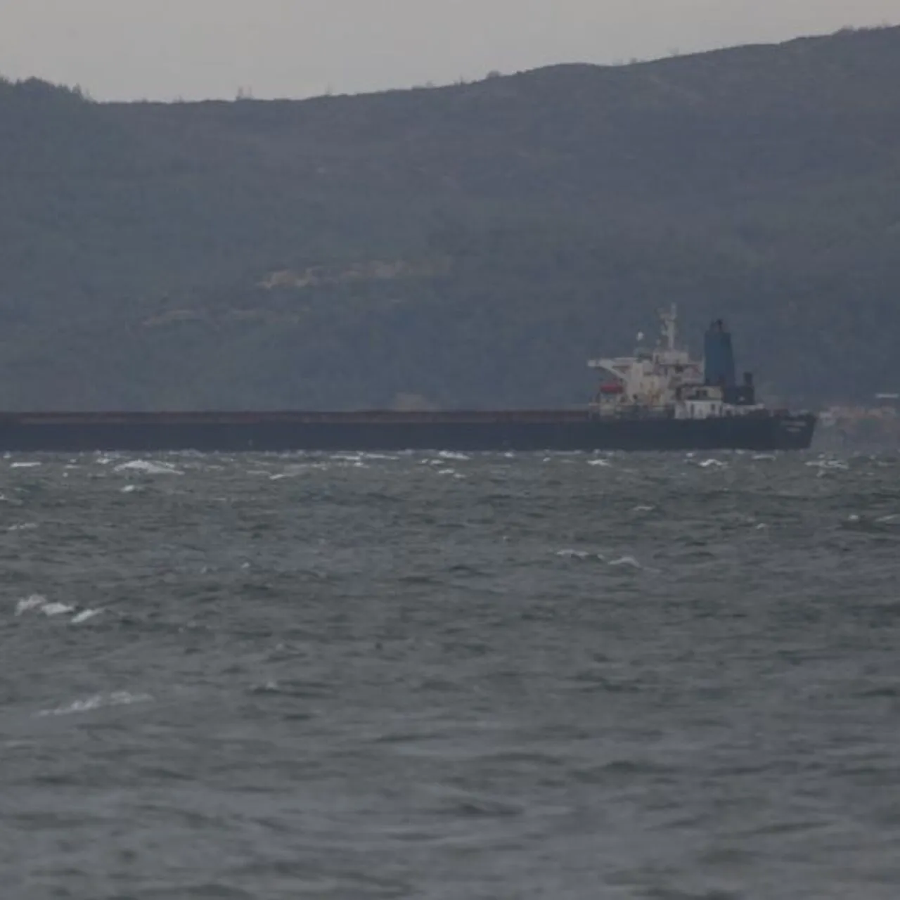 Çanakkale Boğazı'nda 289 Metrelik Gemi Arızalandı