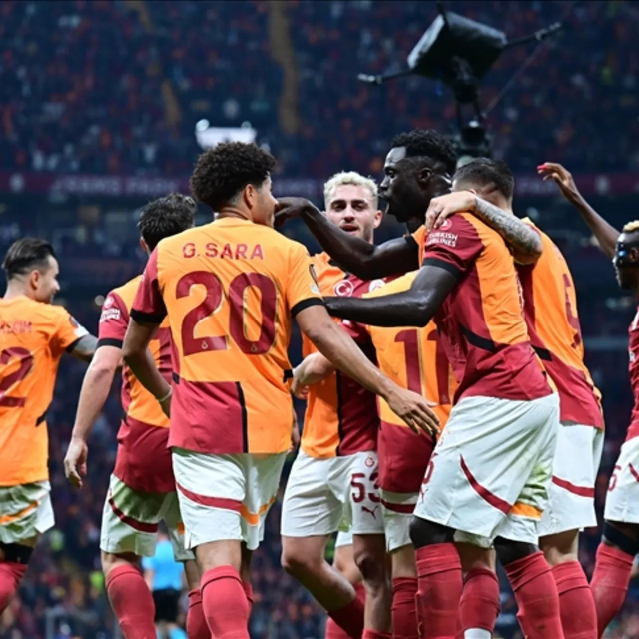 Galatasaray, Tottenham'ı Nefes Kesen Bir Mücadelede Ağırlıyor